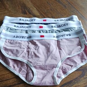 NWOT BAJAOEY Women's Briefs Set